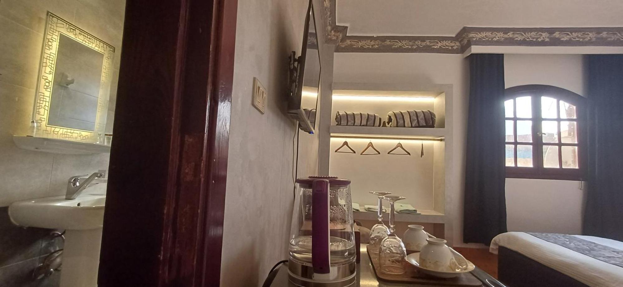 Hotel Pyramids Kingdom Kafret el-Gabal Exterior foto
